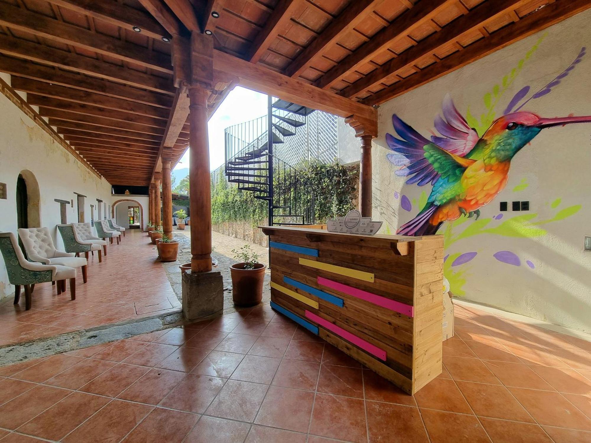 Central Hostel San Sebastian Antigua Kültér fotó